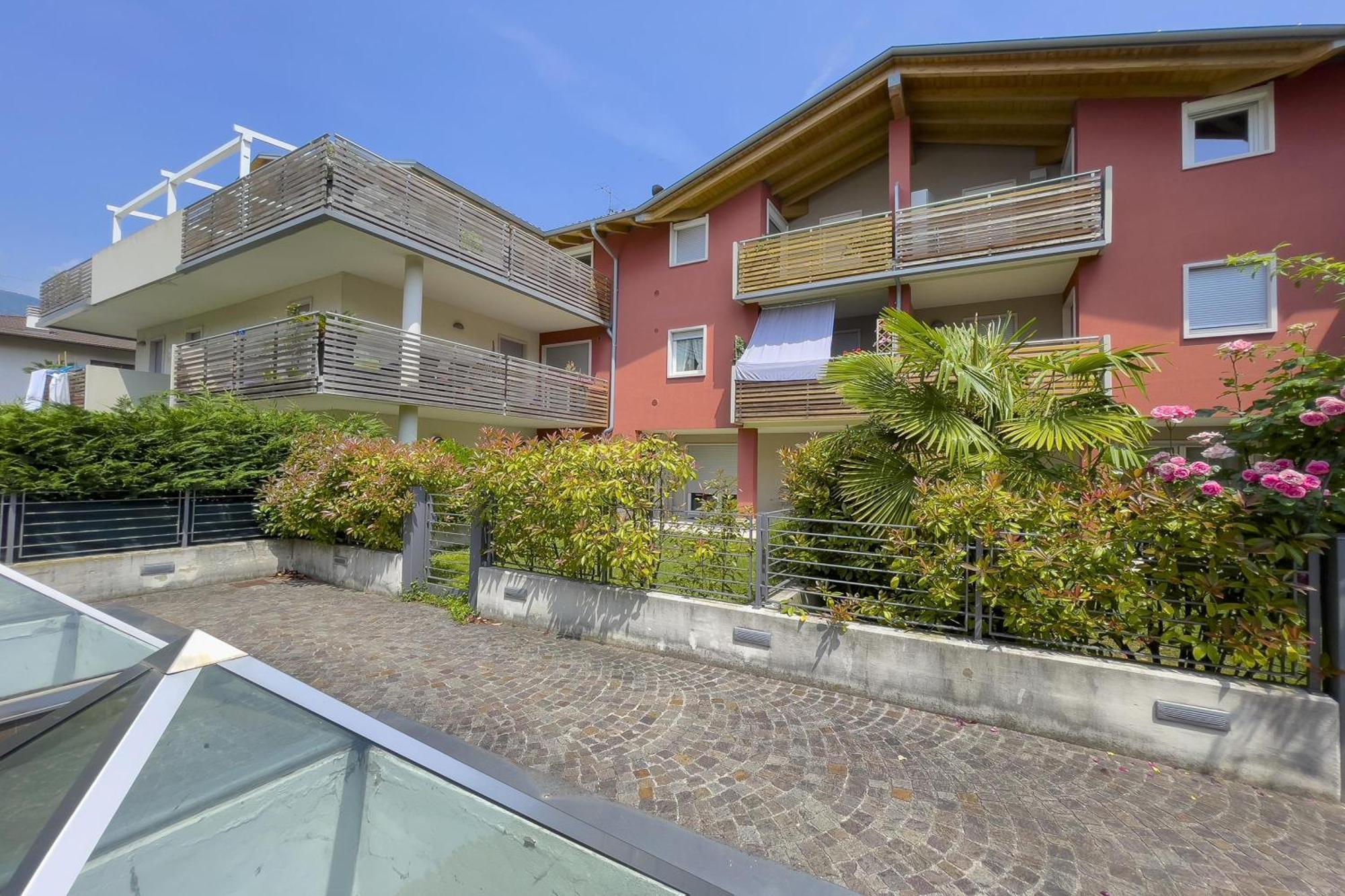 Casa Margherita Few Minutes From Lake - Happy Rentals Riva del Garda Esterno foto